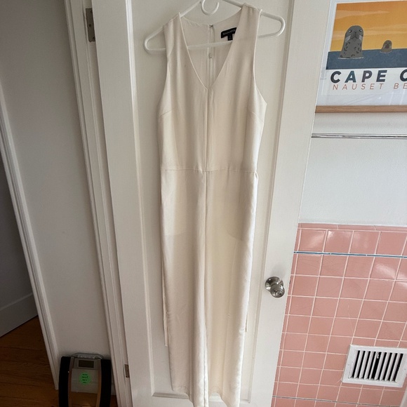 White Banana Republic Jumpsuit - Picture 1 of 4